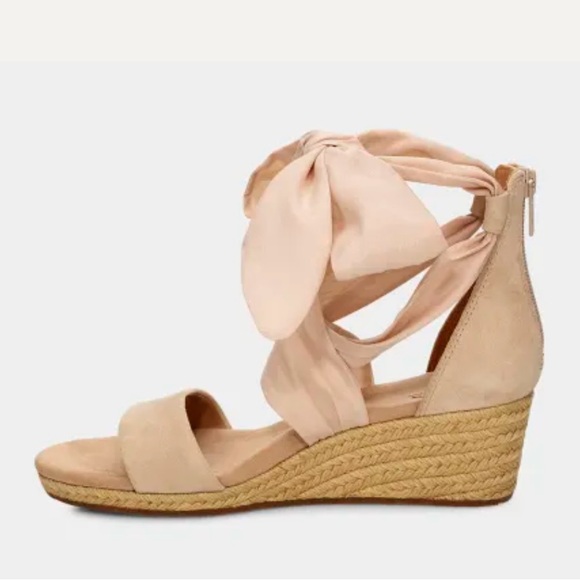 Ugg Sandals Women's 7 Beige Suede Comfort Wedge Espadrilles - Picture 3 of 10